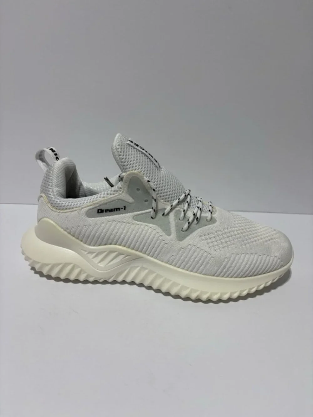 Dream 1 Men’s White Lace-Up Sneakers, Size US 12 M, EUR 46